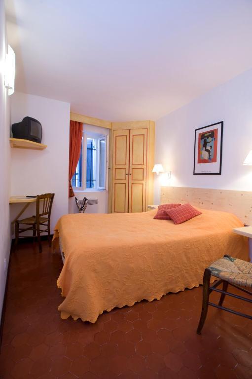 Le Vieux Chateau Aiguines Bagian luar foto