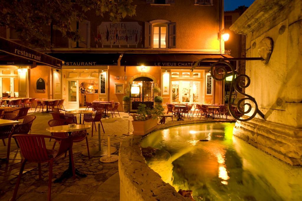 Le Vieux Chateau Aiguines Bagian luar foto